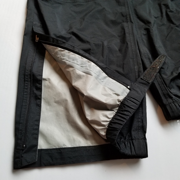 Mountain Hardwear Dry Q Nylon Wind Pants - Picture 9 of 14